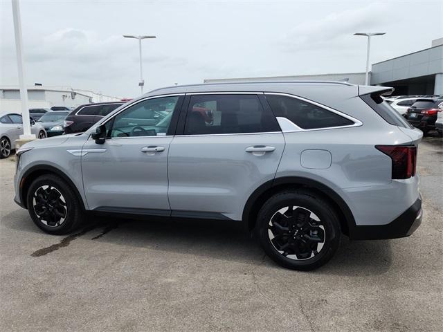 used 2025 Kia Sorento car, priced at $32,000