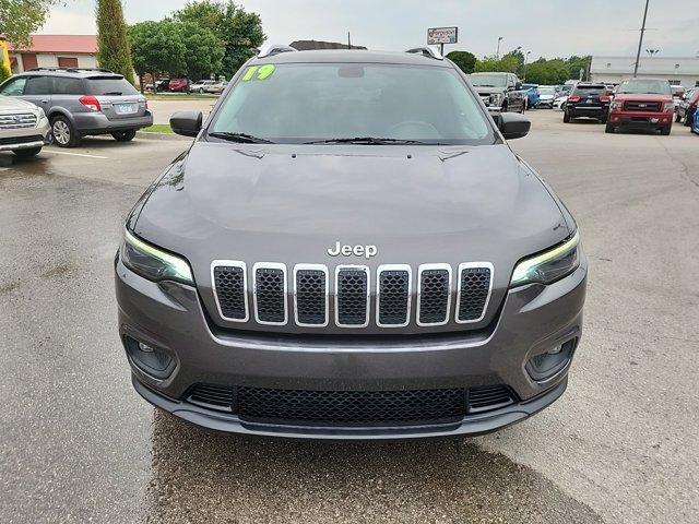 used 2019 Jeep Cherokee car, priced at $11,000