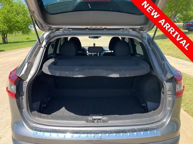 used 2020 Nissan Rogue Sport car, priced at $15,000