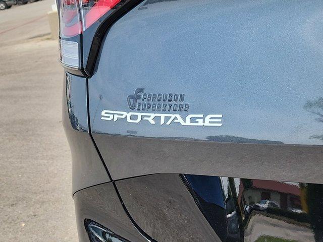 new 2025 Kia Sportage car, priced at $35,595