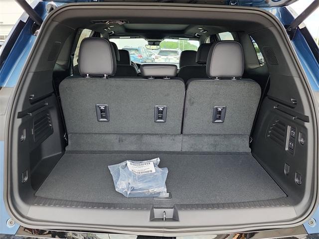 new 2025 GMC Acadia car, priced at $60,706