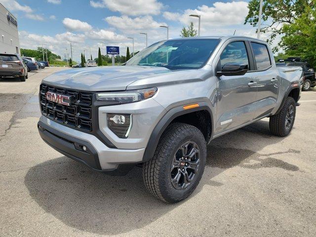 new 2025 GMC Canyon car, priced at $39,915