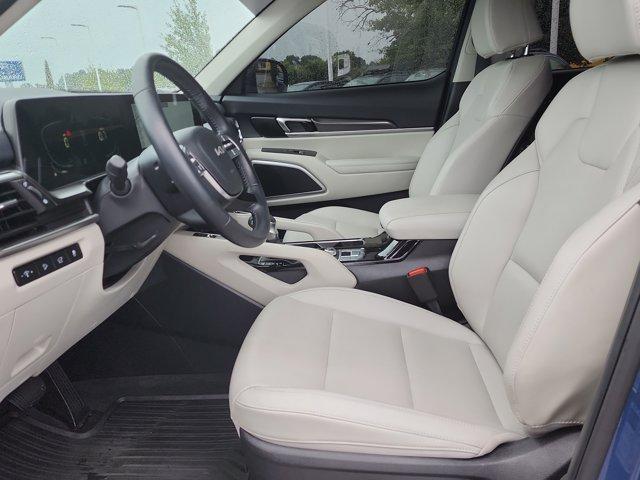 used 2025 Kia Telluride car, priced at $37,000