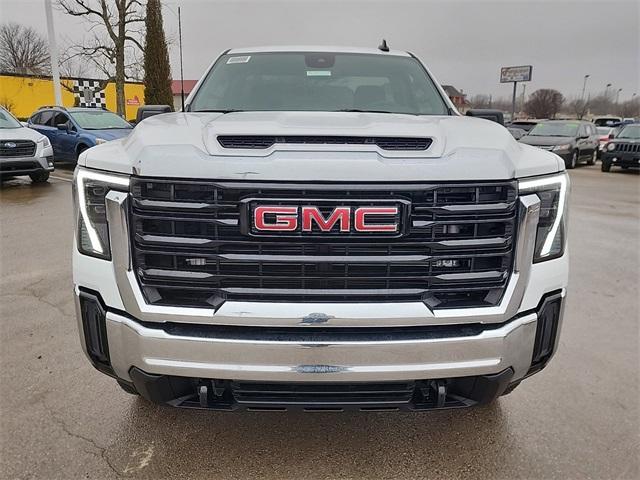 new 2025 GMC Sierra 3500 car, priced at $58,278