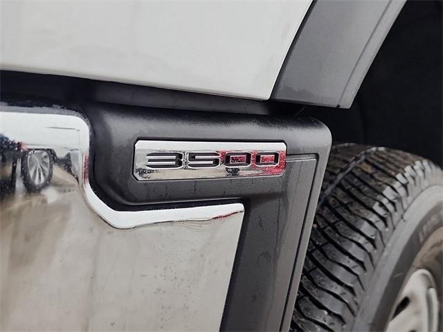 new 2025 GMC Sierra 3500 car, priced at $58,278