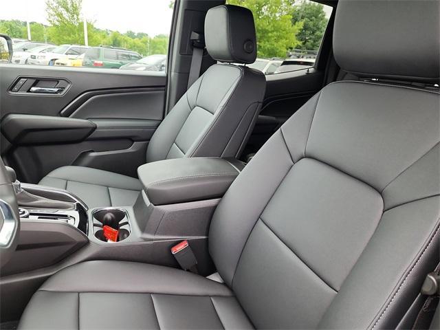 new 2025 GMC Canyon car, priced at $41,660