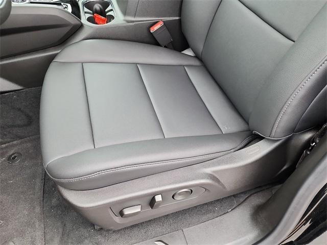 new 2025 GMC Canyon car, priced at $41,660