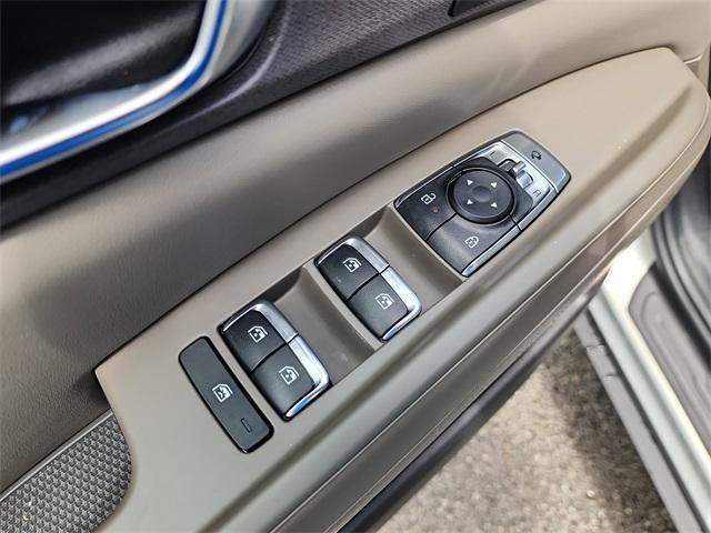 new 2025 Kia Carnival car, priced at $41,275