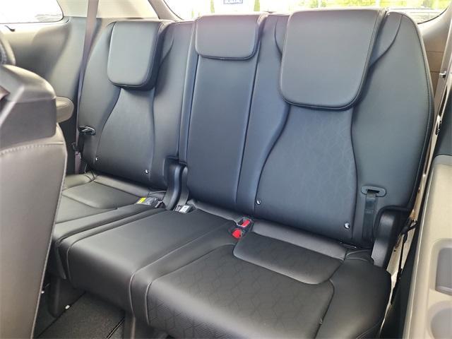 new 2025 Kia Carnival car, priced at $41,275