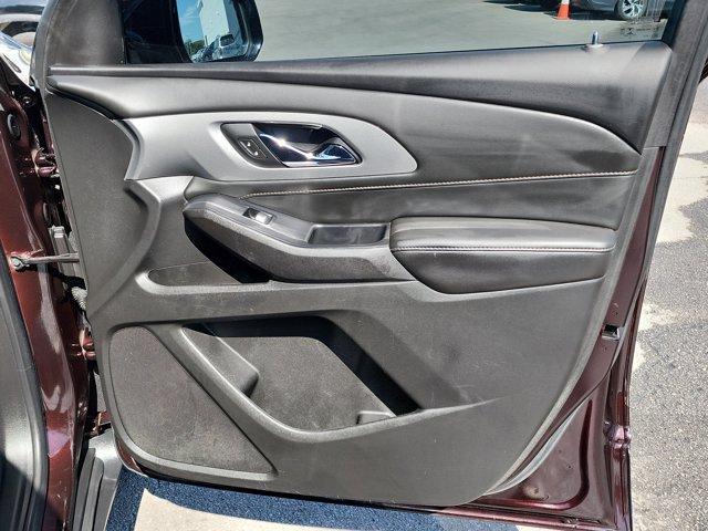 used 2020 Chevrolet Traverse car, priced at $10,000