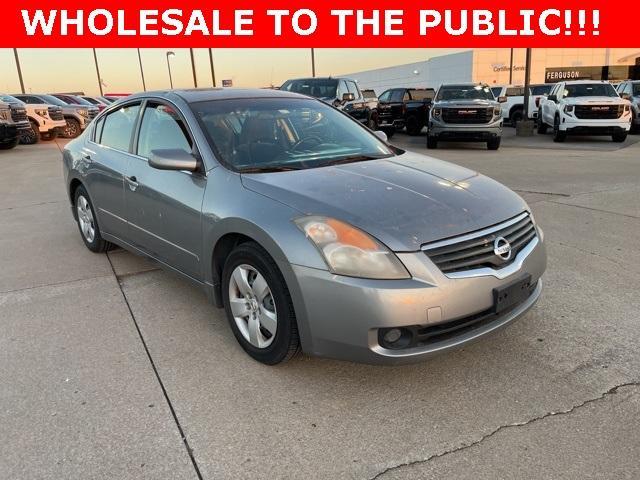 used 2008 Nissan Altima car, priced at $5,000