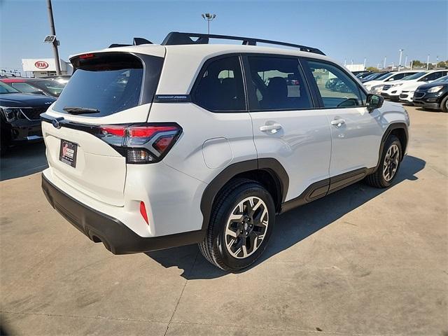 new 2025 Subaru Forester car, priced at $32,014