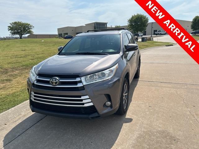 used 2019 Toyota Highlander car, priced at $24,000