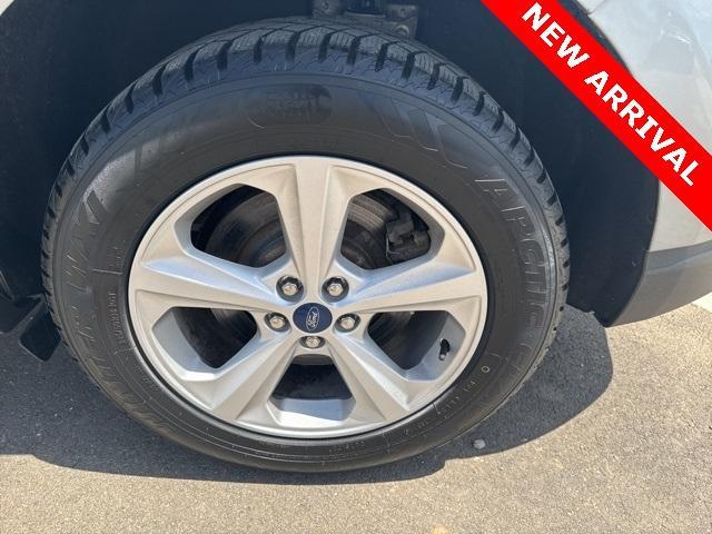 used 2021 Ford Edge car, priced at $18,000