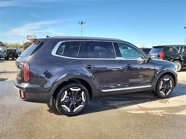 new 2025 Kia Telluride car, priced at $43,570