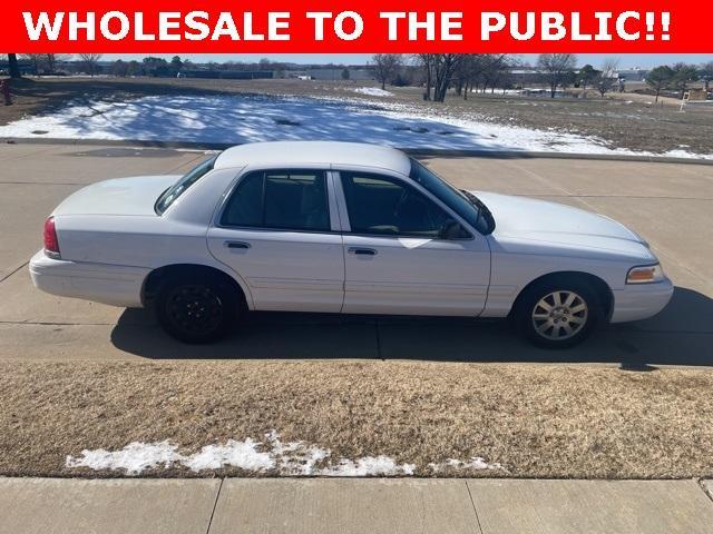 used 2008 Ford Crown Victoria car, priced at $6,000