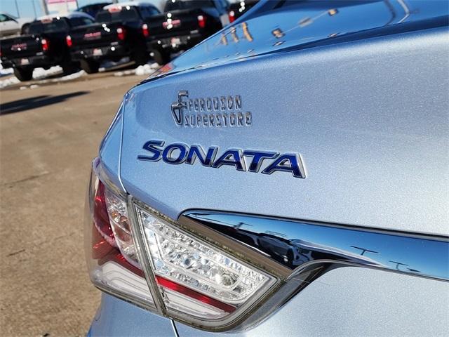 used 2015 Hyundai Sonata Hybrid car, priced at $11,500