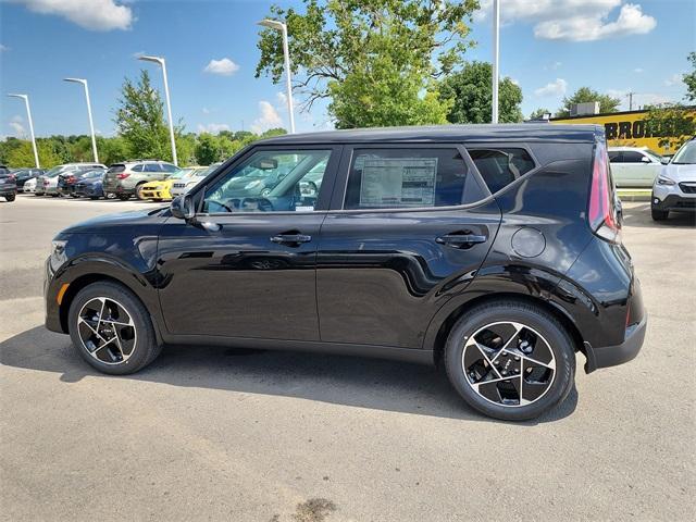 new 2025 Kia Soul car, priced at $23,590