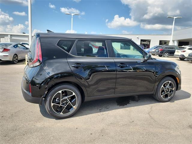 new 2025 Kia Soul car, priced at $23,590