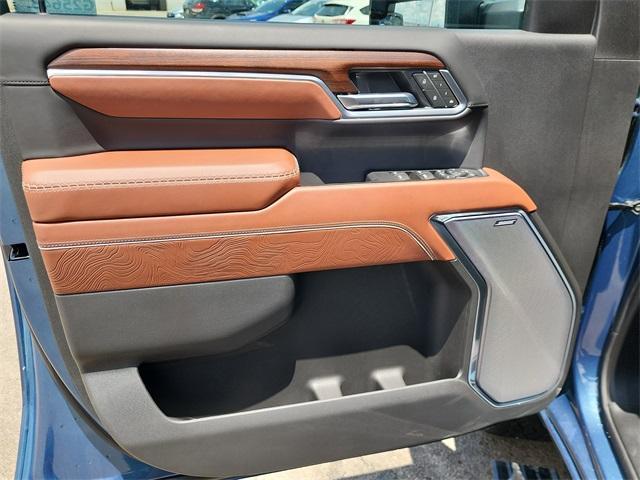new 2025 GMC Sierra 2500 car, priced at $92,138