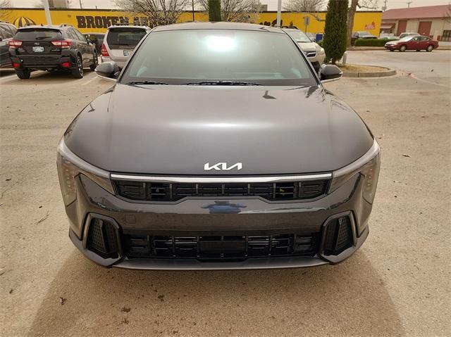 new 2025 Kia K4 car, priced at $27,128