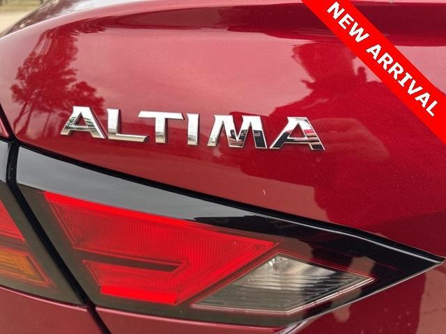 used 2021 Nissan Altima car, priced at $19,500