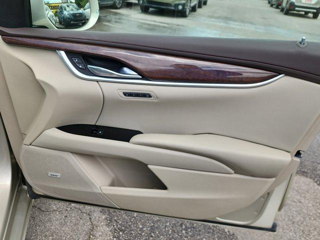 used 2014 Cadillac XTS car, priced at $16,500