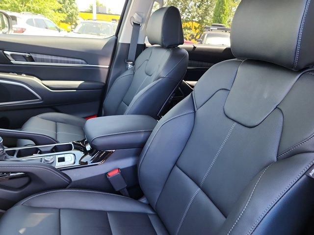 new 2025 Kia Telluride car, priced at $43,008