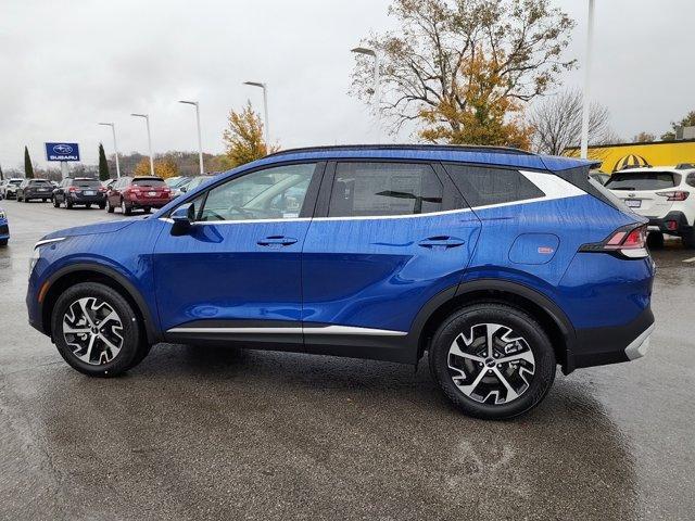 new 2025 Kia Sportage car, priced at $32,861