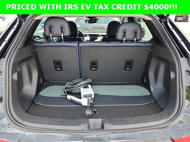used 2022 Chevrolet Bolt EUV car, priced at $14,000