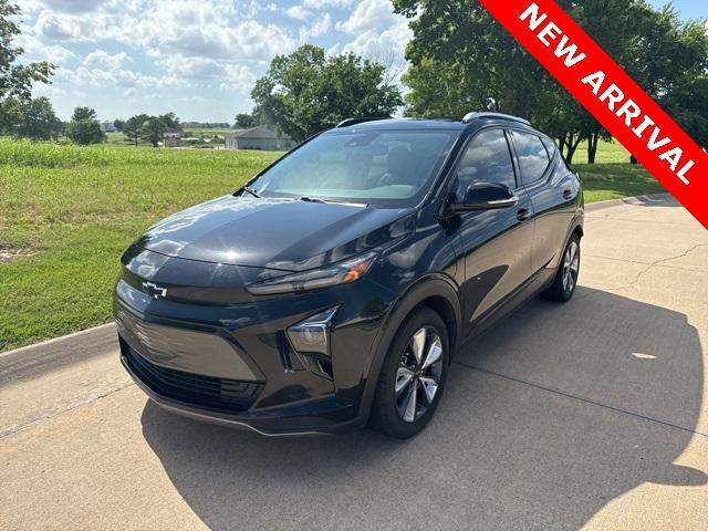 used 2022 Chevrolet Bolt EUV car, priced at $17,000