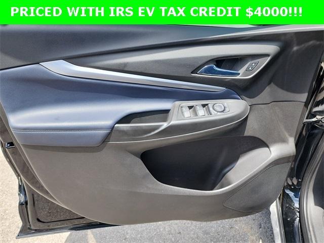 used 2022 Chevrolet Bolt EUV car, priced at $14,000