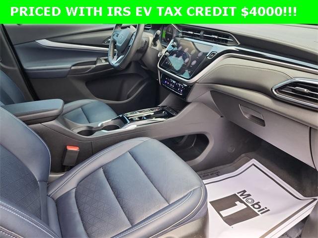 used 2022 Chevrolet Bolt EUV car, priced at $14,000