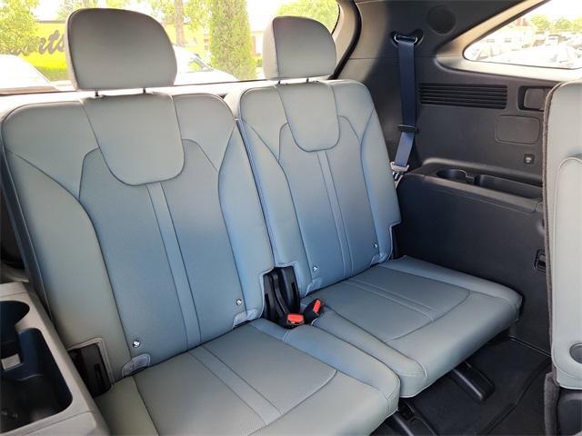new 2025 Kia Sorento car, priced at $43,338