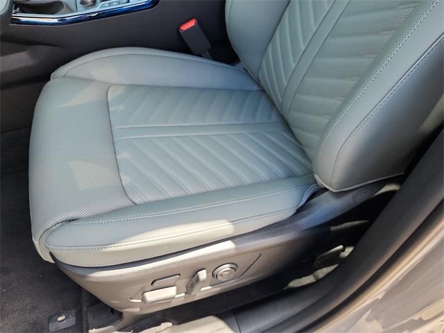new 2025 Kia Sorento car, priced at $43,338