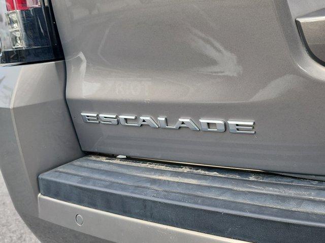 used 2019 Cadillac Escalade ESV car, priced at $25,000