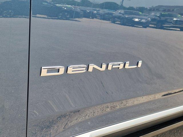 new 2025 GMC Yukon car, priced at $90,328