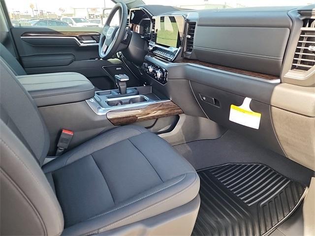 new 2025 GMC Sierra 1500 car, priced at $50,440