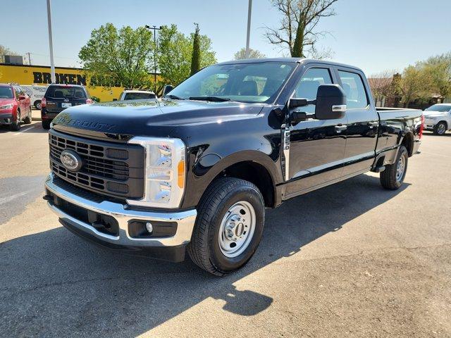 used 2023 Ford F-350 car, priced at $40,000