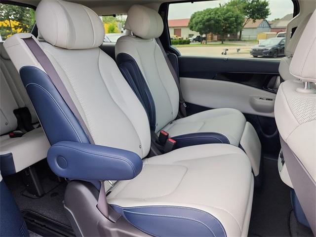 new 2026 Kia Carnival car, priced at $51,025