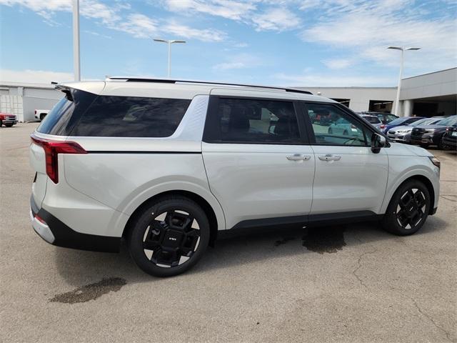 new 2025 Kia Carnival car, priced at $41,275