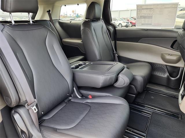 new 2025 Kia Carnival car, priced at $41,275