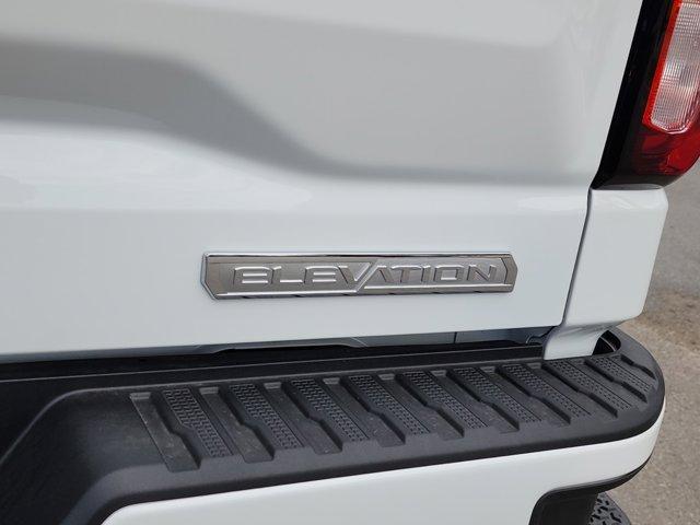 new 2024 GMC Sierra 1500 car, priced at $50,425