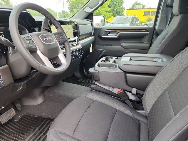 new 2026 GMC Sierra 1500 car, priced at $44,815