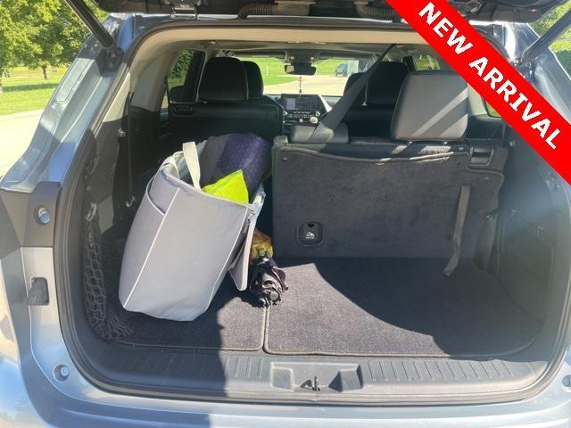 used 2022 Toyota Highlander car, priced at $40,000