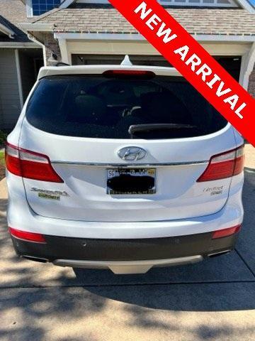 used 2015 Hyundai Santa Fe car, priced at $11,000