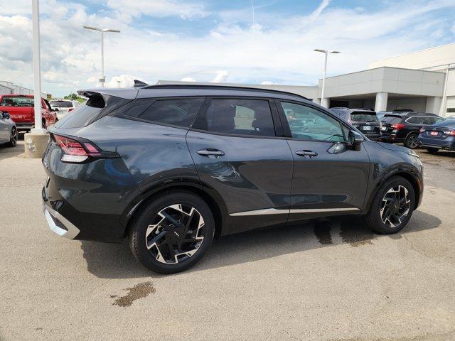 new 2024 Kia Sportage car, priced at $32,985