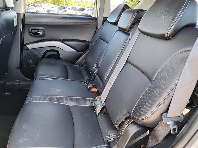 used 2010 Mitsubishi Outlander car, priced at $5,500