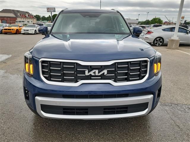 new 2025 Kia Telluride car, priced at $37,104