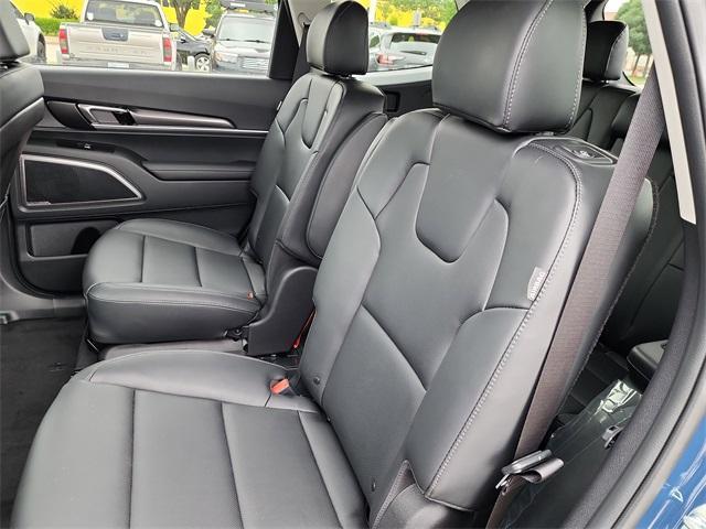 new 2025 Kia Telluride car, priced at $37,104